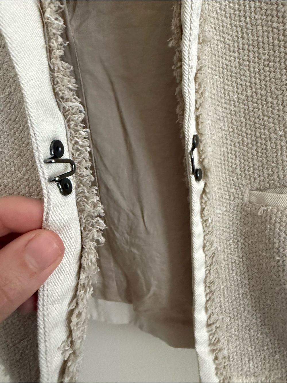 Vince Cream Bouclé Frayed-Edge Blazer Large / Fringed Twill Paneled Tweed Jacket - Picture 2 of 12